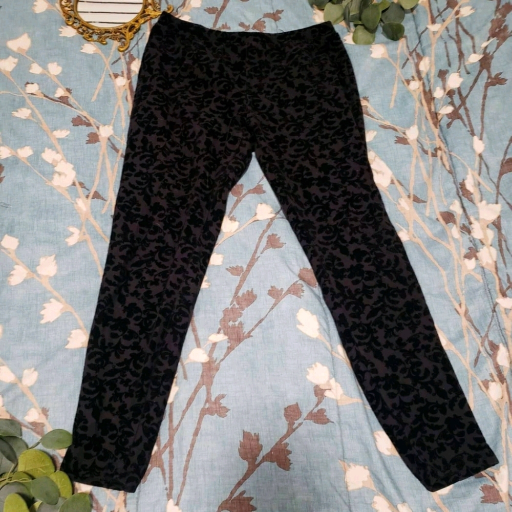 Xhilaration Patterned Pants (XL)